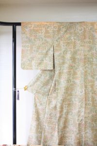 きもの日傘　ベージュ色大島紬