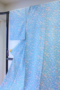 きもの日傘　水色小紋